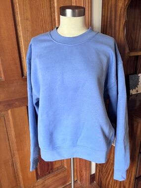 NWT! Lululemon W Steady State Superloft Crew blue medium